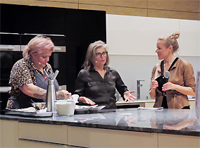 Nina Meyer, Greti Mayer und Karin Stttinger