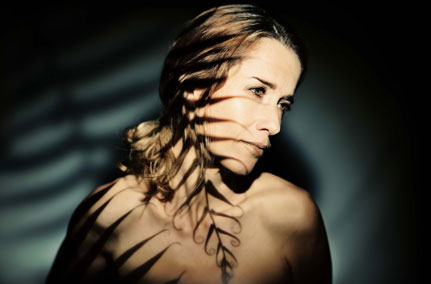 Interview: <b>Andrea Beckert</b>, Fotos: Heather Nova, CD-Cover: Embassy of Music - heather-nova-1